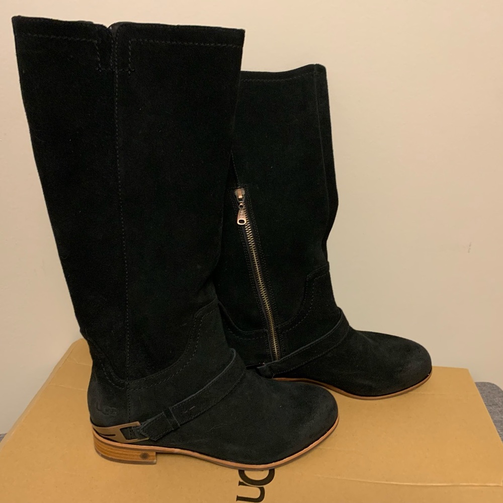 Women’s Ugg black Suede Channing Boots